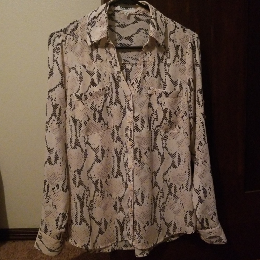Express button up